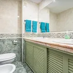 Two Bedroom - 110m2, Ac, Terrace, Wi-fi شقة