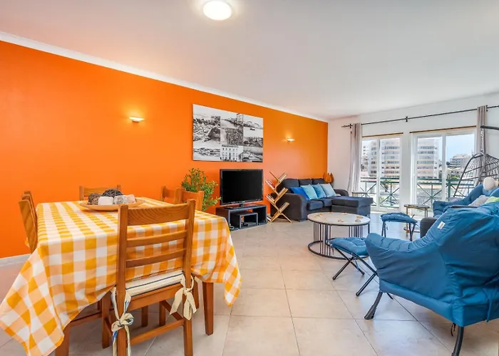 Two Bedroom - 110m2, Ac, Terrace, Wi-fi * 拉哥斯