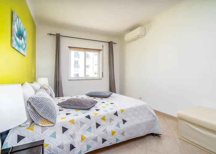 Two Bedroom - 110m2, Ac, Terrace, Wi-fi 拉哥斯