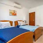 Two Bedroom - 110m2, Ac, Terrace, Wi-fi Διαμέρισμα Λάγος