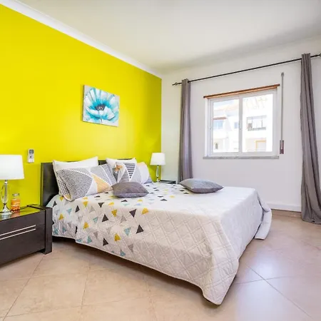 Two Bedroom - 110m2, Ac, Terrace, Wi-fi * 拉哥斯